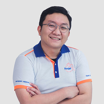 Roojai Indonesia professionals
