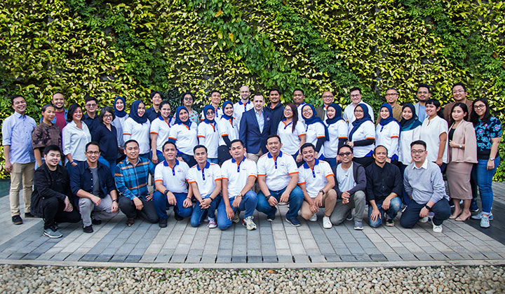 Roojai Indonesia professionals