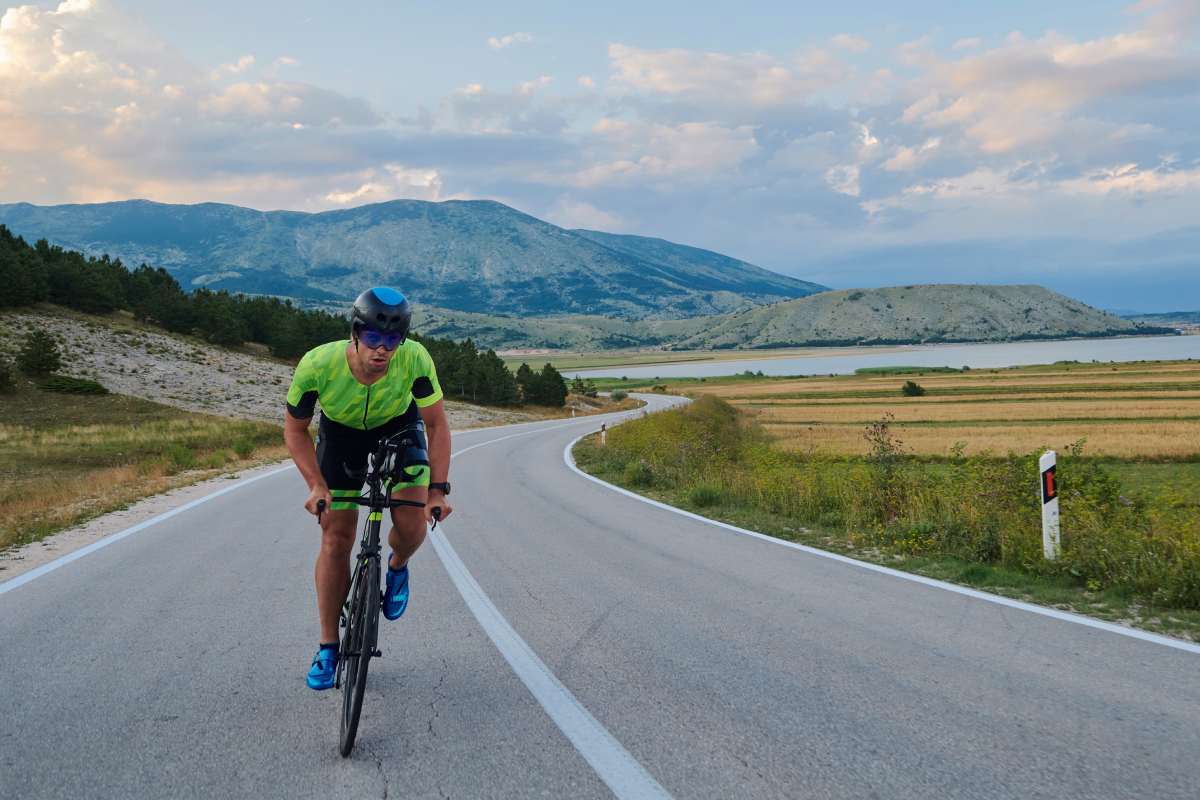 Latihan Endurance untuk Tingkatkan Skill Pesepeda Road Bike