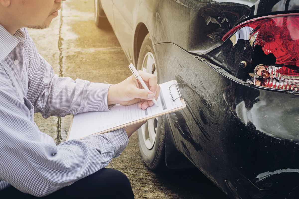 Asuransi Mobil dengan premi murah