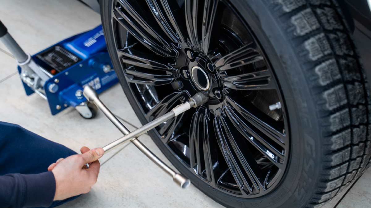 tips memilih velg mobil | roojai.co.id